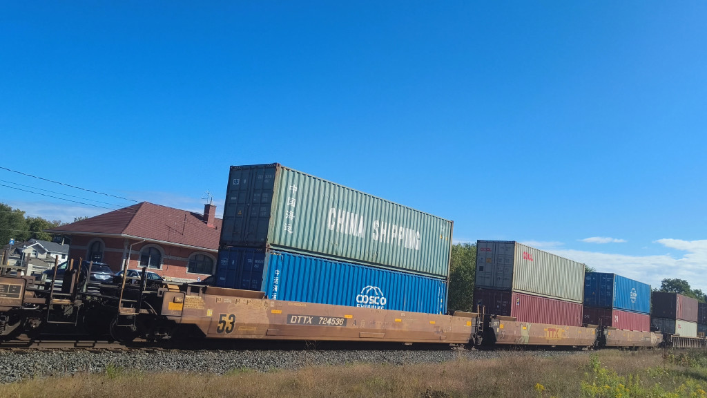 DTTX 724536 (Triple Well Car Altogther)